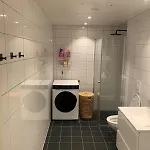 Lys Og Moderne 3-roms Pa Sandsli *