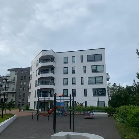 Apartment Lys Og Moderne 3-roms Pa Sandsli